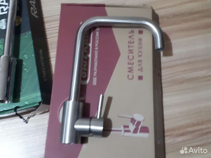 Кухонные краны новые качественные