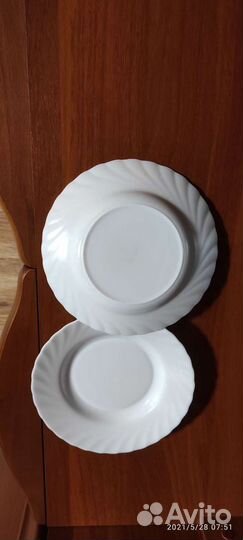 Тарелки
