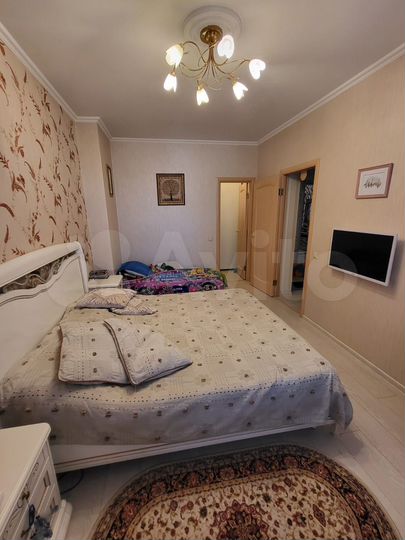 2-к. квартира, 74 м², 11/19 эт.
