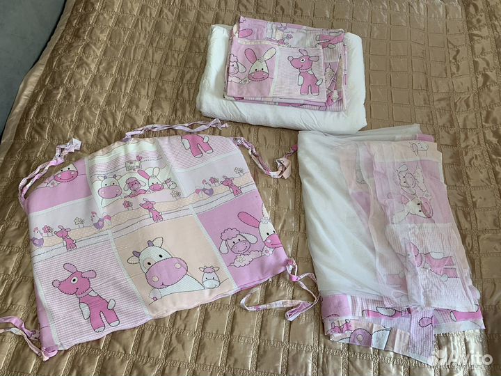 Комплект в детскую кроватку