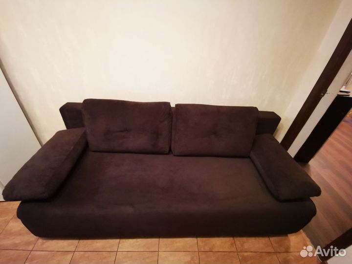 Диван еврокнижка бу