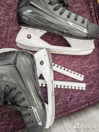Коньки хоккейные 41 размер