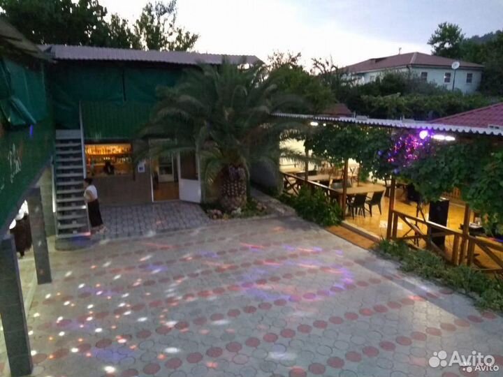 Повар универсал в кафе