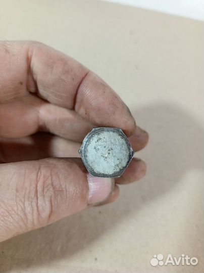 Болты Volkswagen Passat