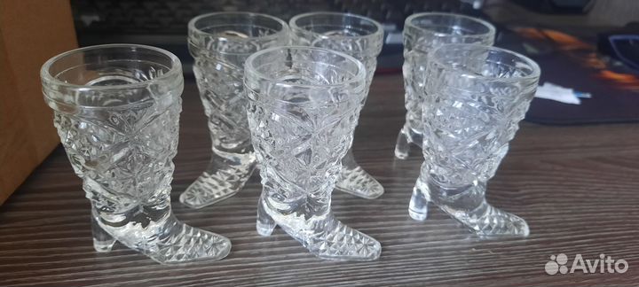 Хрустальные рюмки сапожки