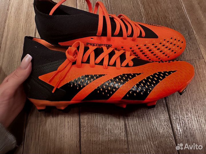 Бутсы Adidas predator оранживые