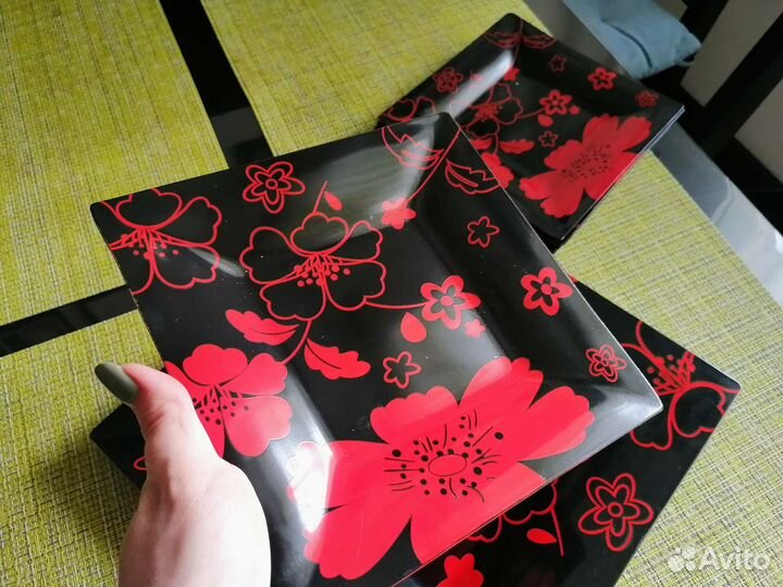 Набор тарелок квадратных