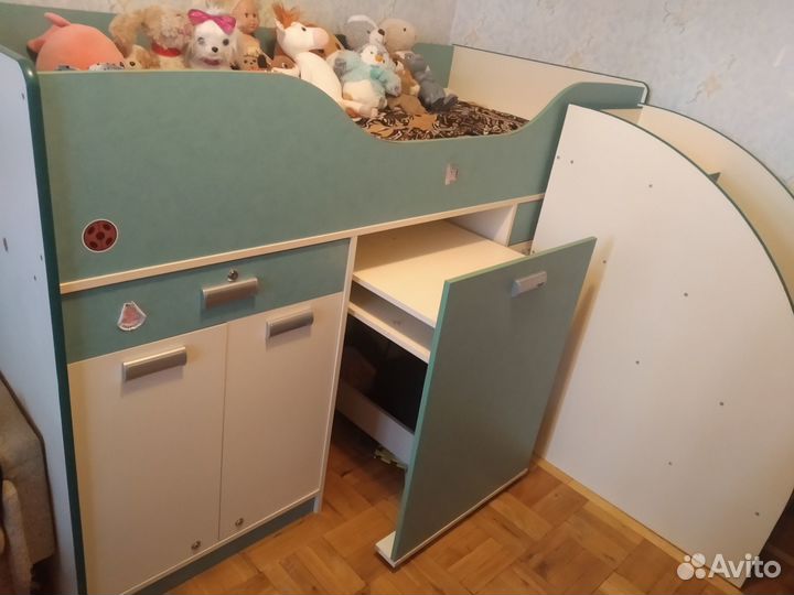 Детская кроватка