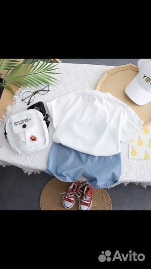 Костюм на мальчика.в наличии