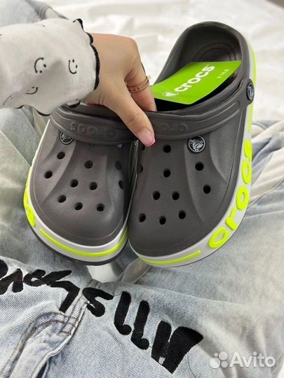 Женская обувь crocs