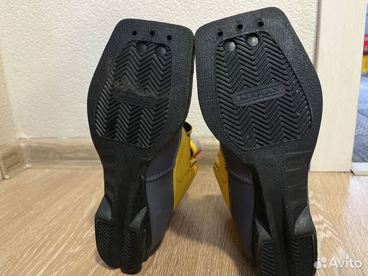 Ботинки лыжные 32 размер