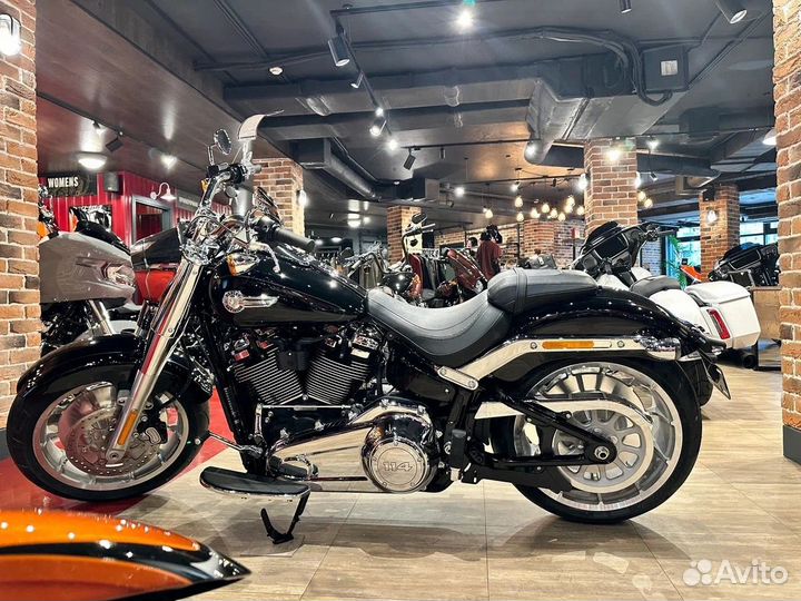 Harley-Davidson Fat Boy, 2024 vivid black