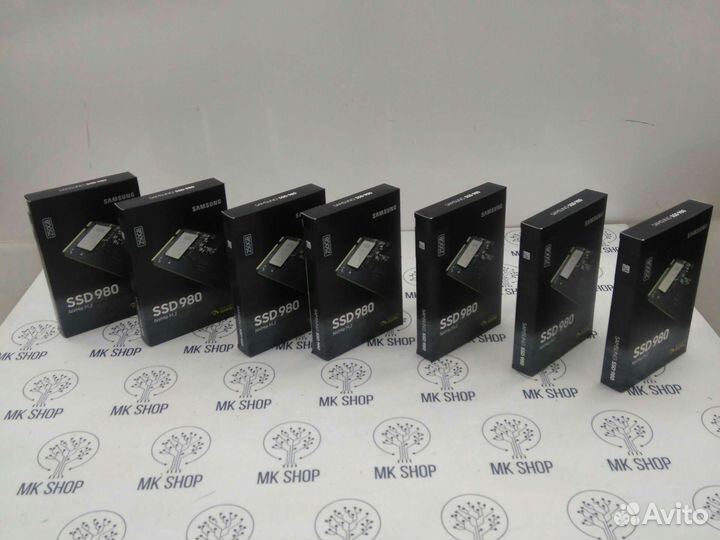 Новый.Ssd 980 nvme m.2. Samsung 250gb.Mz-v8v250bw