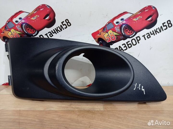 Рамка фары противотуманной правая Chevrolet Aveo