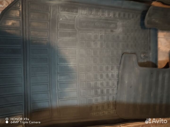 Автомобильные коврики резиновые hyundai solaris