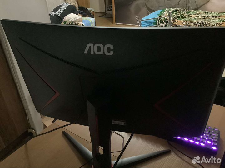 Монитор 27 дюймов 144 гц aoc битый