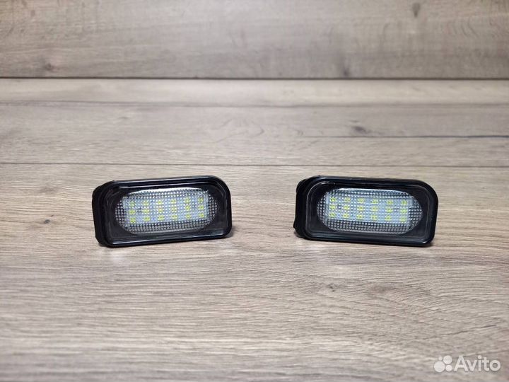 Подсветка номера Mercedes W203 A2038200556