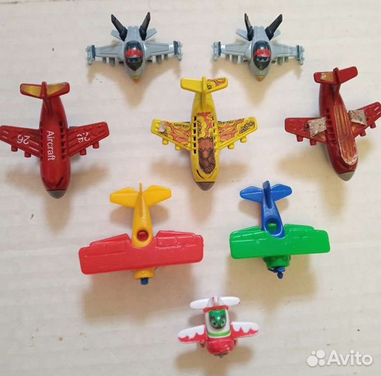 Kinder Сюрприз Тачки