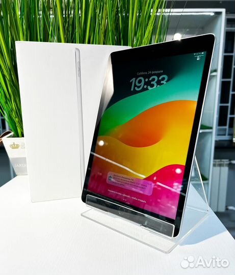 Apple iPad 9th Gen (2021) 64 gb A2602 б/у