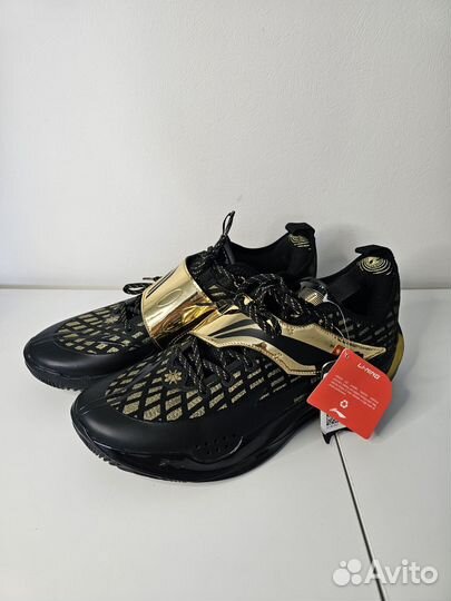 Баскетбольные кроссовки li ning wade 808 II