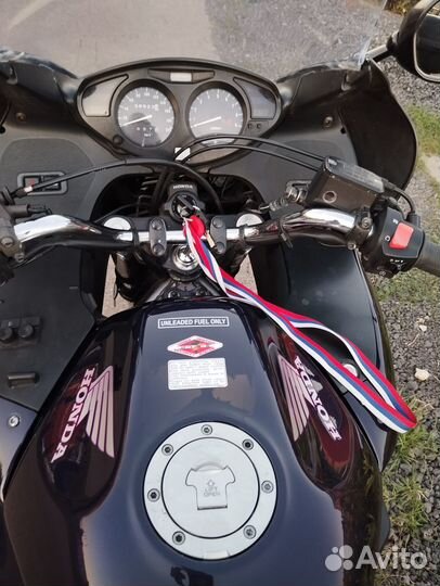 Хонда Девиль NT650V