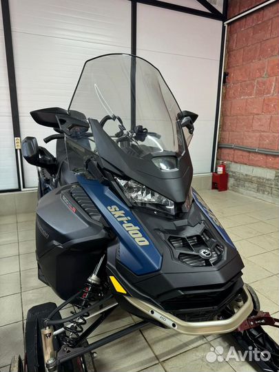 2025 BRP Ski-doo Expedition SE 900 ACE Turbo R VIP