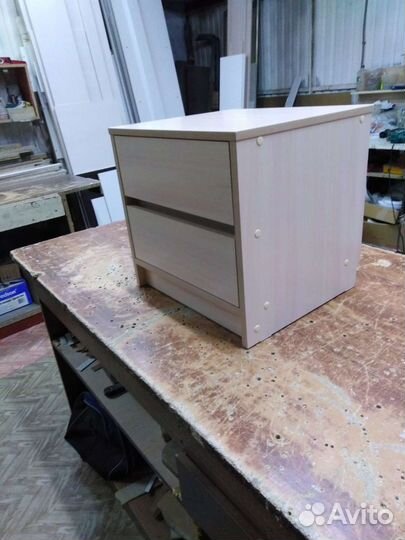 Тумба прикроватная новая