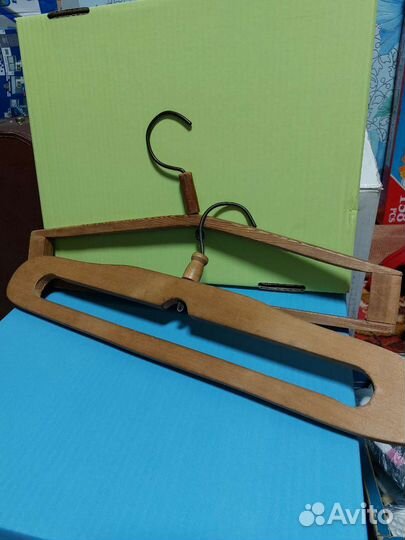 Плечики для одежды