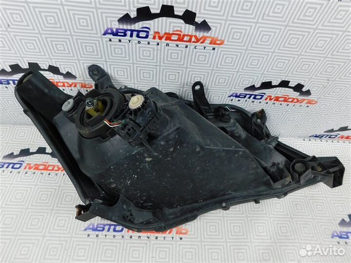 Фара левая Toyota Corolla Axio NZE164-7011447