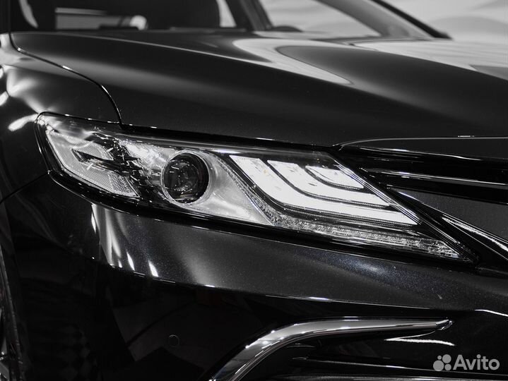 Toyota Camry 2.5 AT, 2023