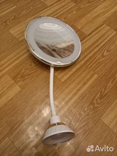 Зеркало с подсветкой для ванной