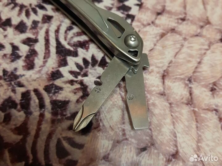 Мультитул leatherman sidekick
