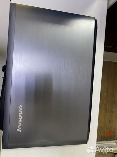 Lenovo v570
