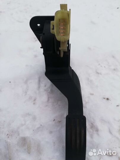 Педаль акселератор Ford Transit