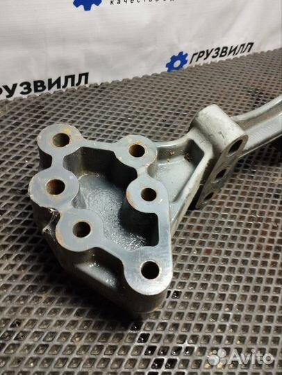 Кронштейн кабины Renault Magnum 5010548956