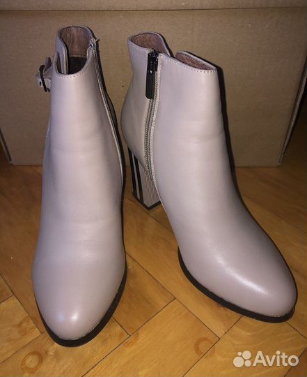 Ботинки женские Regina Bottini кожаные байка