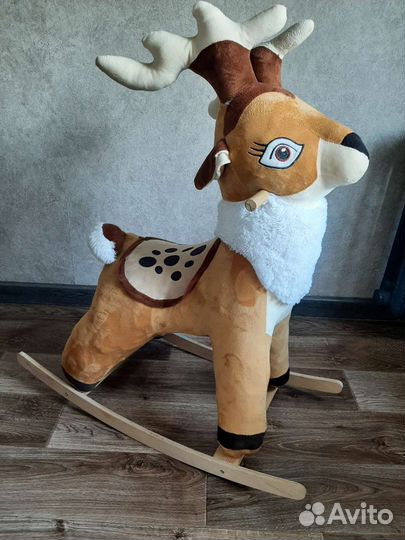 Детская игрушка лошадка качалка