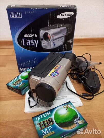 Видеокамера Samsung VP-W95D