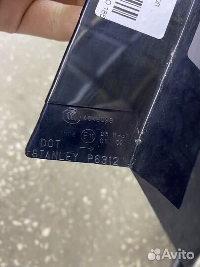 Стоп сигнал Б/У BP4L51170D