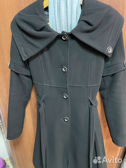 Демисезонное пальто