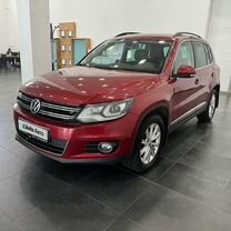 Volkswagen Tiguan 2.0 AT, 2012, 135 980 км, с пробегом, цена 1 240 000 руб.