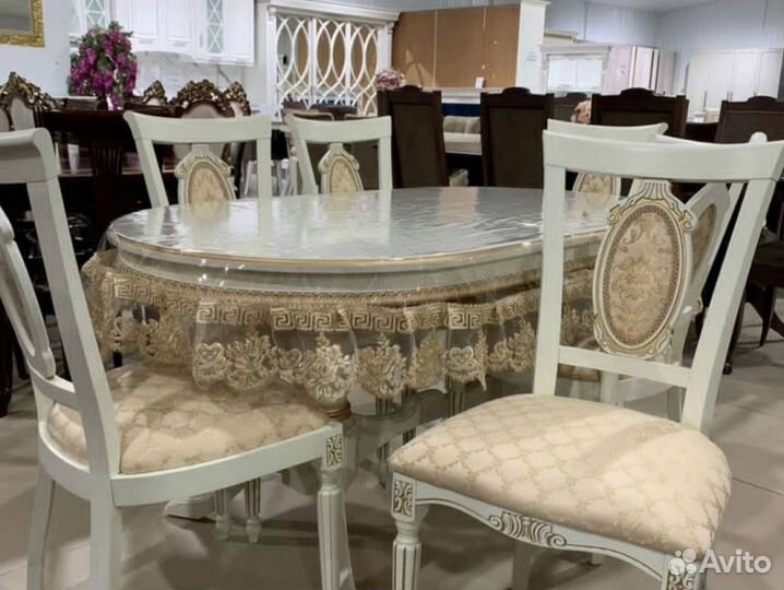 Скатерть с кружевом силиконовая (прозрачная)