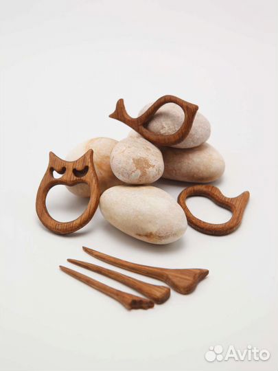 Брошки из дерева /дуб