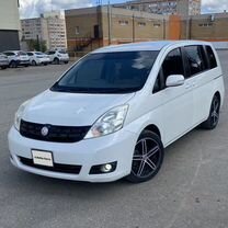 Toyota Isis 1.8 CVT, 2011, 212 000 км, с пробегом, цена 1 180 000 руб.