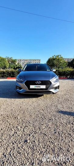 Hyundai Solaris 1.6 AT, 2019, 100 000 км