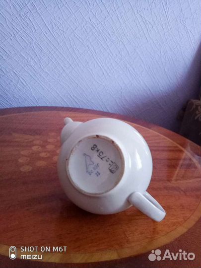 Молочник,сахарница,чайник