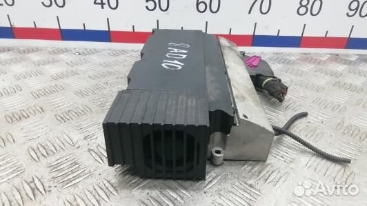 Усилитель музыки audi Q7 (8AD10XL01)