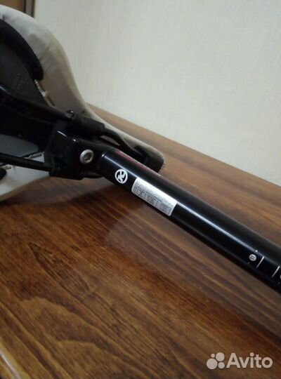 Седло для велосипеда кожаное