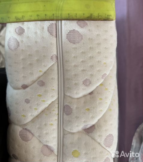 Кровать с матрасом