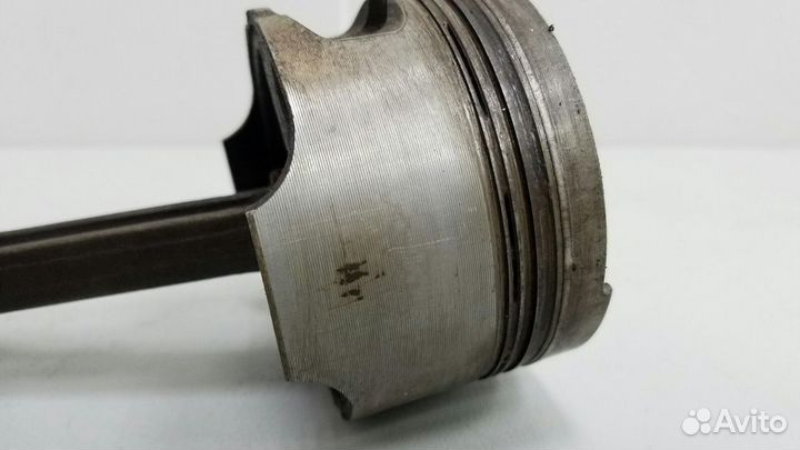 Шатун с поршнем двигателя двс Renault Megane 1 BA0